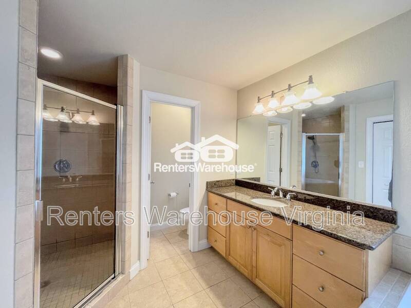 Beautiful Tri Level Townhome! property image