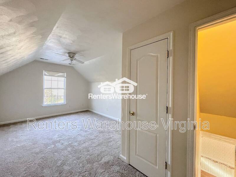 Gorgeous Home in Red Mill Farm! property image
