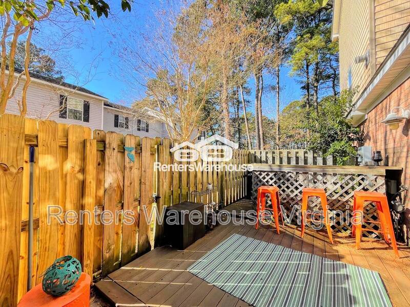 Beautiful Tri Level Townhome! property image