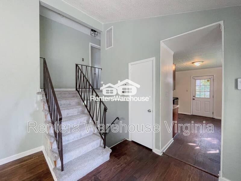 Beautiful Home With Huge Backyard! property image