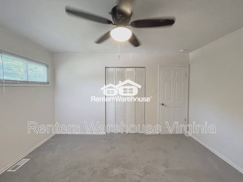 Beautiful Home With Huge Backyard! property image