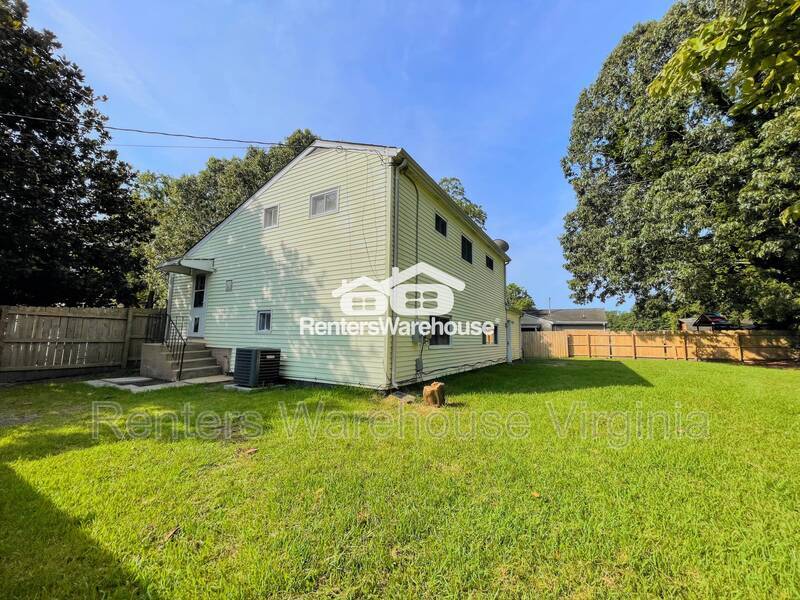 Beautiful Home With Huge Backyard! property image