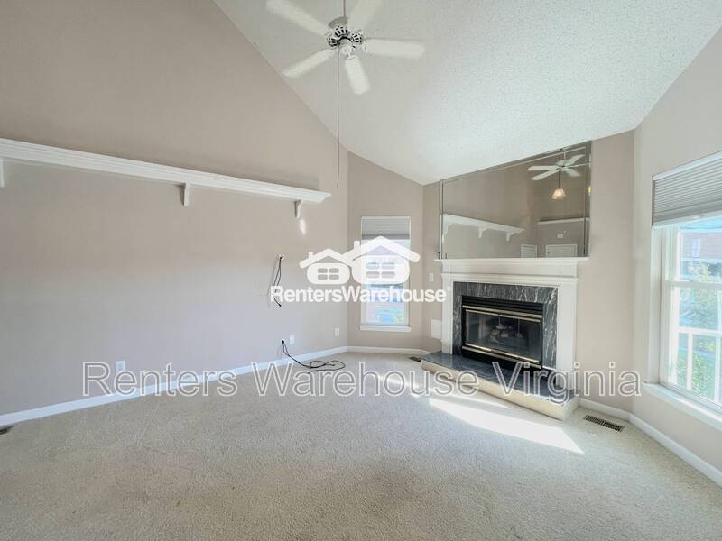 Amazing 3rd Level Condo! property image