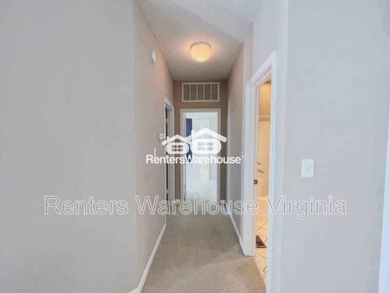 Amazing 3rd Level Condo! property image
