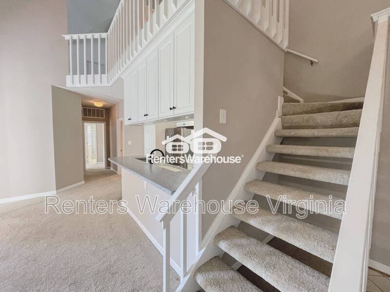 Amazing 3rd Level Condo! property image