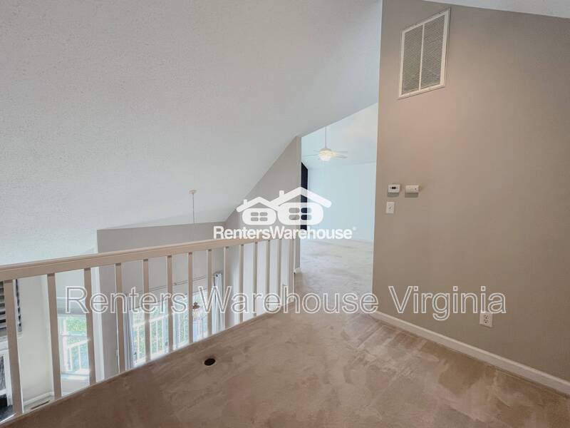 Amazing 3rd Level Condo! property image