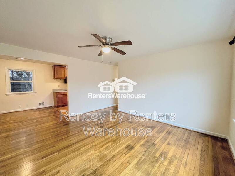 Gorgeous Home With Huge Backyard! property image