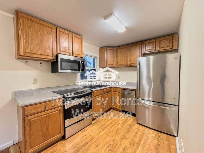 Gorgeous Home With Huge Backyard! property image