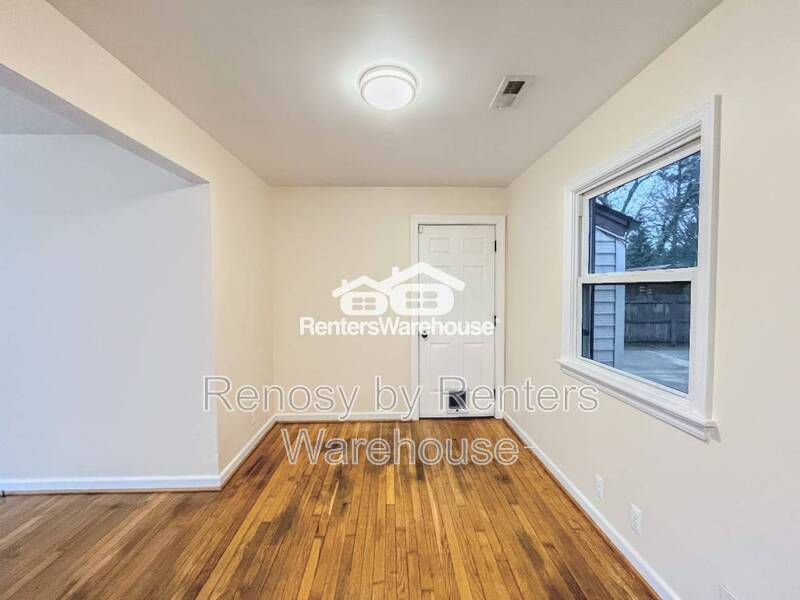 Gorgeous Home With Huge Backyard! property image