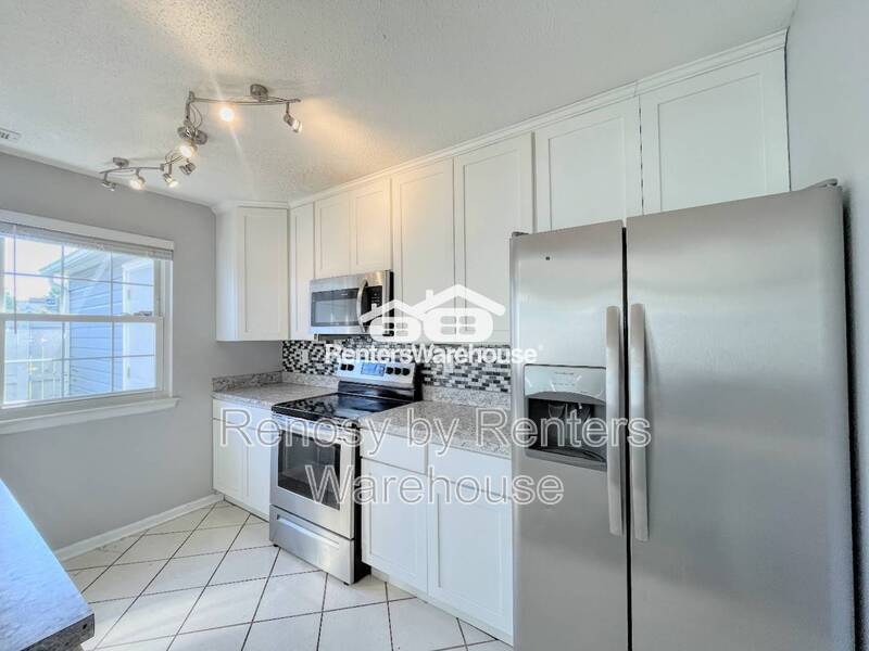 Modern and Updated Townhome! property image