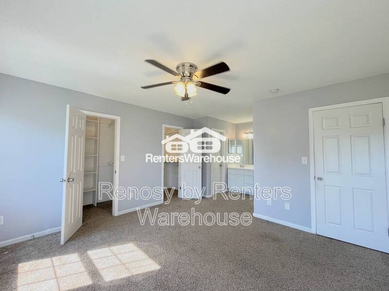 Modern and Updated Townhome! property image