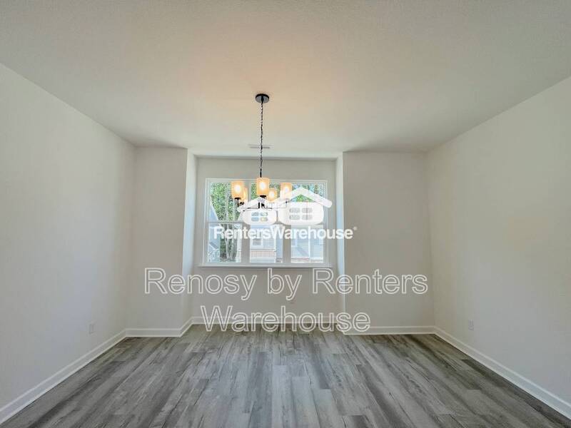Magnificent Tri-Level Townhome! property image