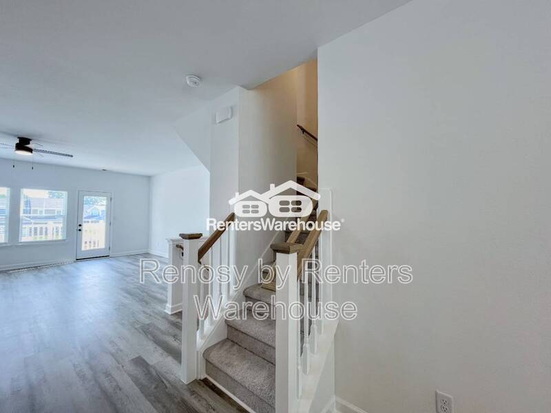 Magnificent Tri-Level Townhome! property image