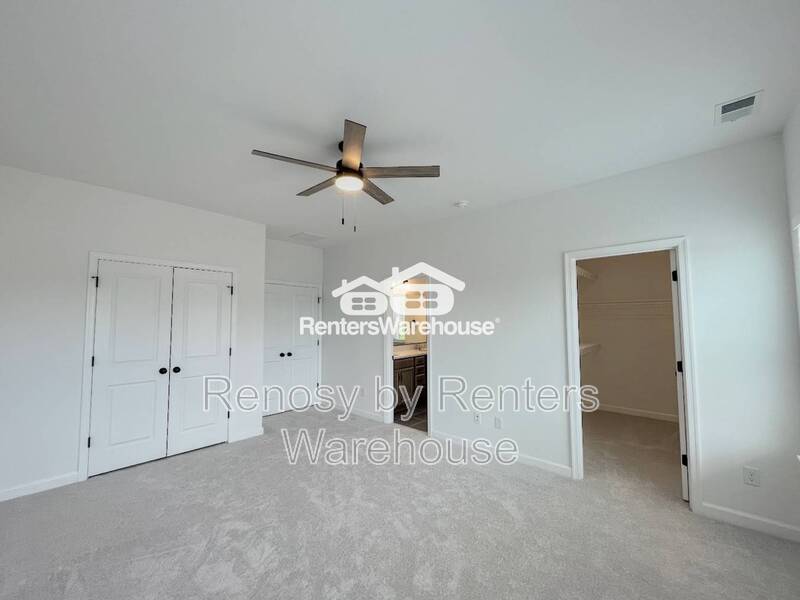 Magnificent Tri-Level Townhome! property image