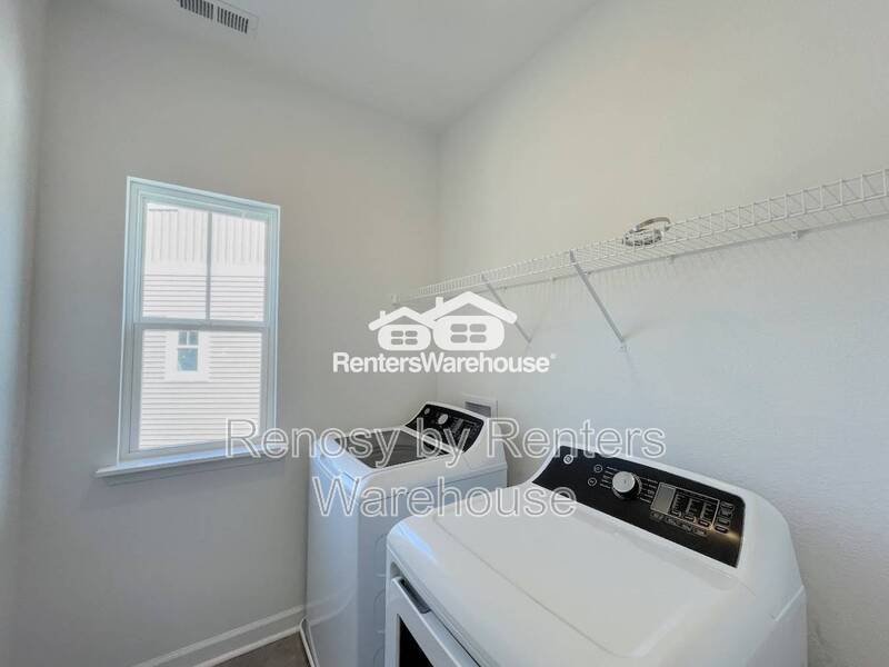 Magnificent Tri-Level Townhome! property image