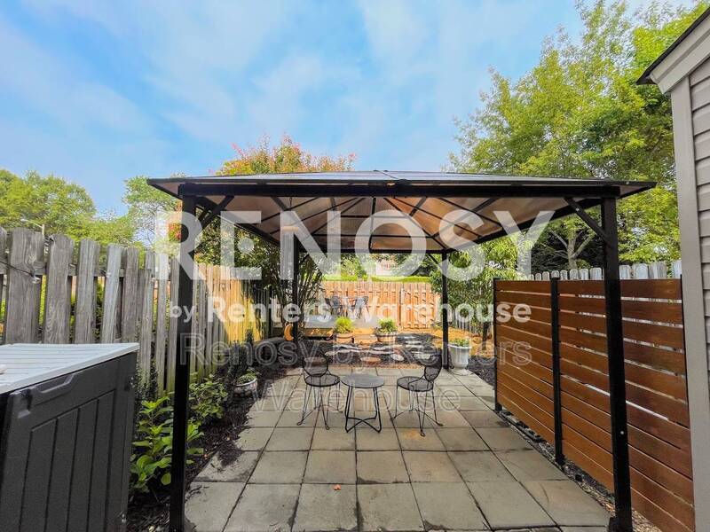 Gorgeous Townhome! property image