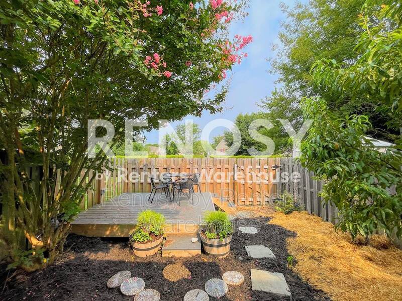 Gorgeous Townhome! property image