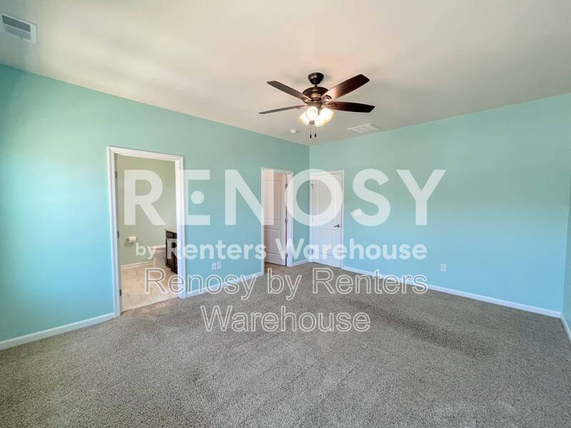 Lovely Tri-Level Townhome! property image