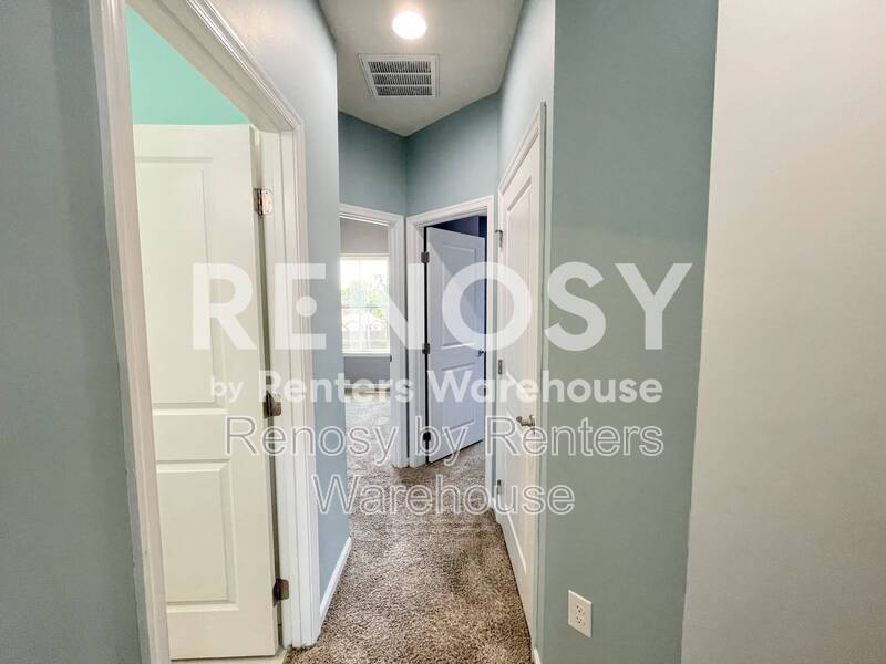 Lovely Tri-Level Townhome! property image