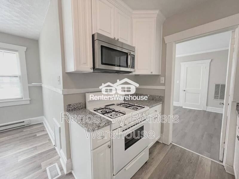 Great First Floor Unit! property image