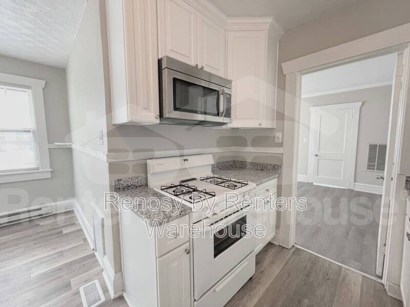 Great First Floor Unit! property image