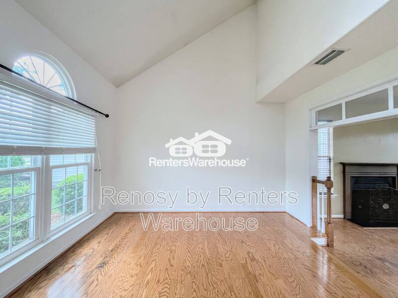 Beautiful Waterfront Property! property image
