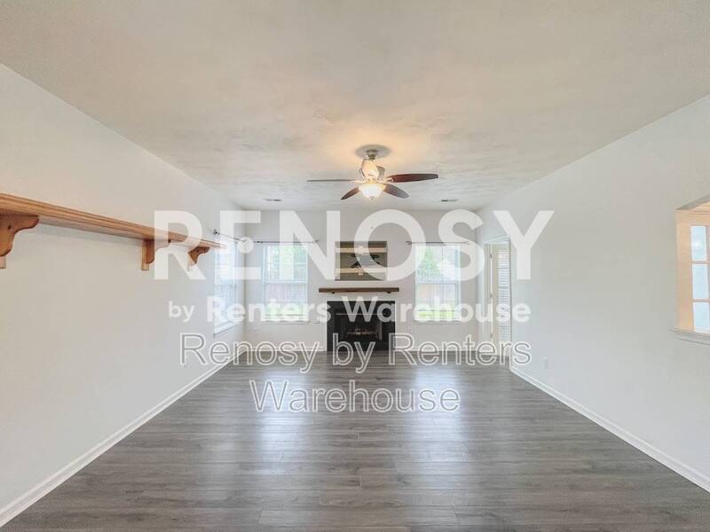 Beautiful Home in Buckner Woods! property image
