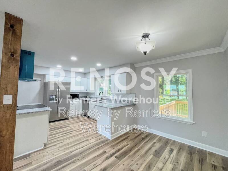 Gorgeous Home With Huge Backyard! property image