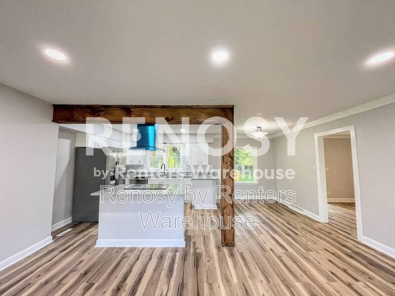 Gorgeous Home With Huge Backyard! property image