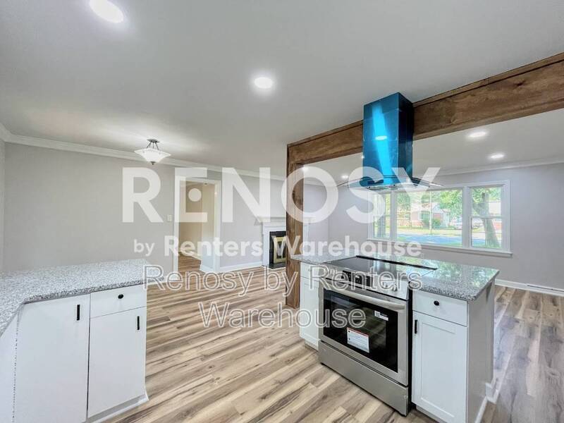 Gorgeous Home With Huge Backyard! property image