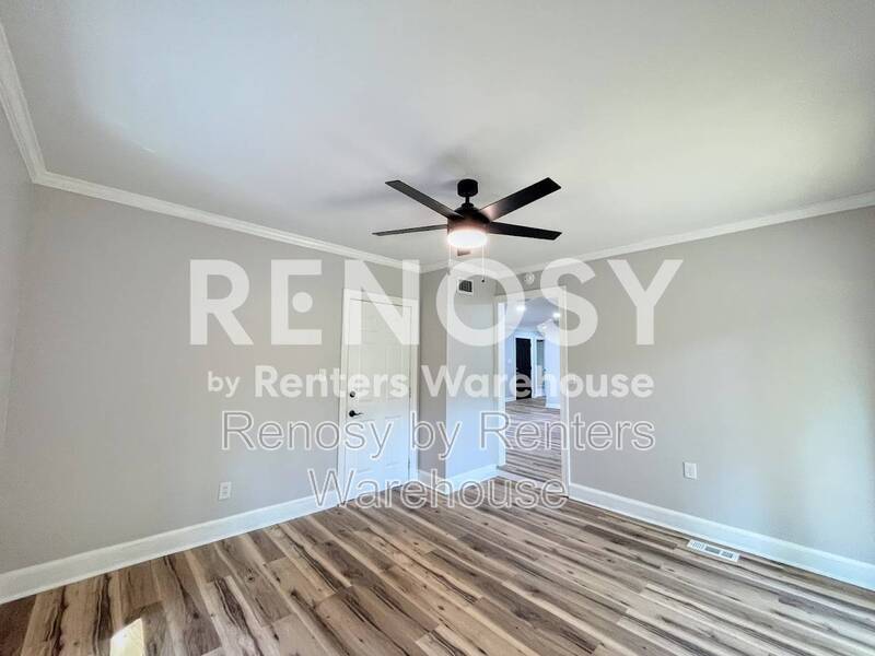 Gorgeous Home With Huge Backyard! property image