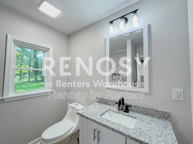 Gorgeous Home With Huge Backyard! property image