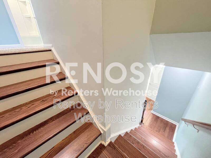 Beautiful Tri Level Townhome! property image