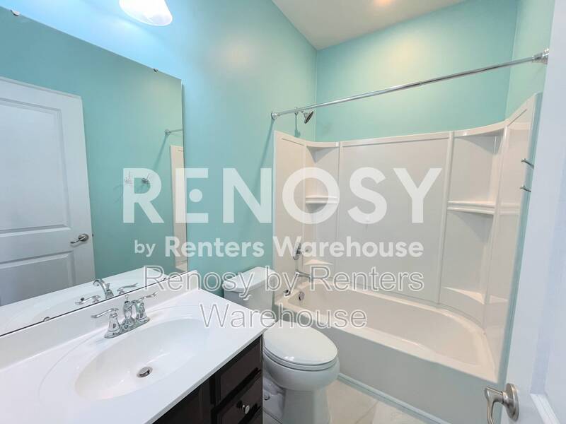 Beautiful Tri Level Townhome! property image