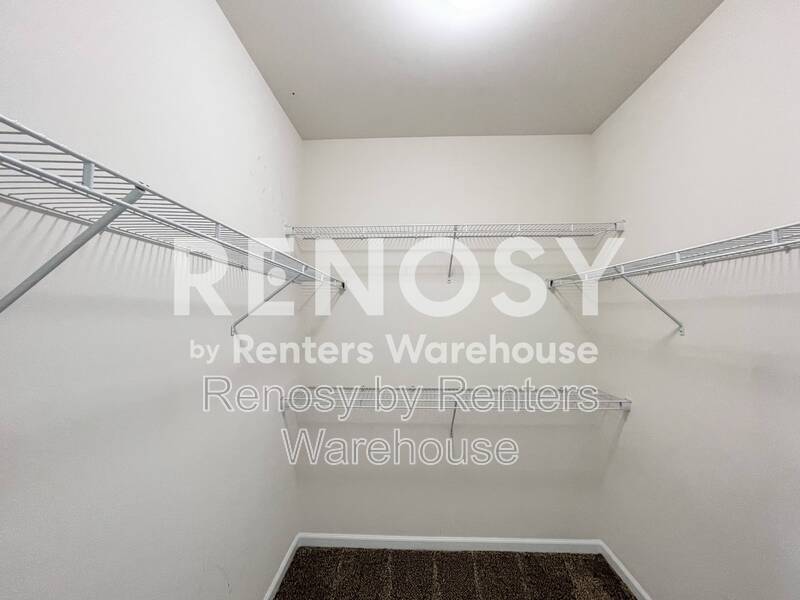 Beautiful Tri Level Townhome! property image
