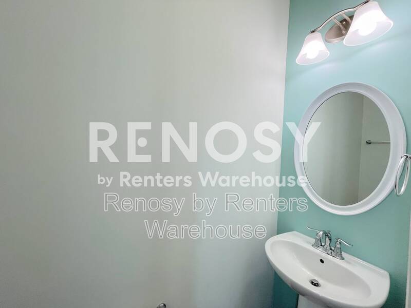 Beautiful Tri Level Townhome! property image