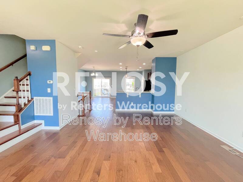 Beautiful Tri Level Townhome! property image