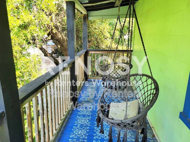 One block from the beach! property image