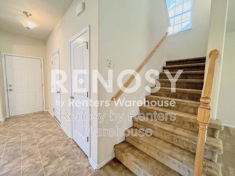 Beautiful 4-Bedroom Home with Spacious Fenced Backyard! property image