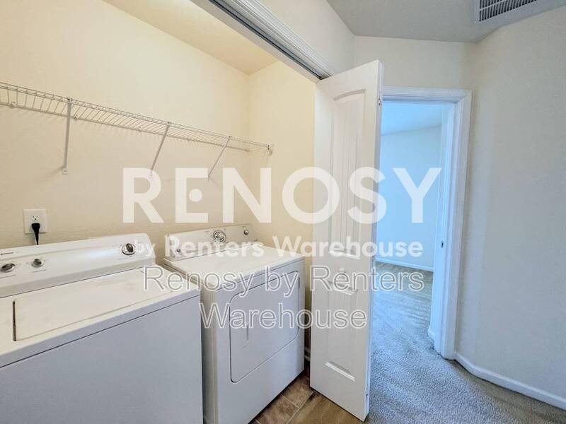 Beautiful 4-Bedroom Home with Spacious Fenced Backyard! property image