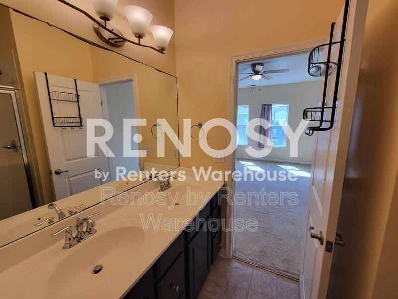Spectacular Condo! property image