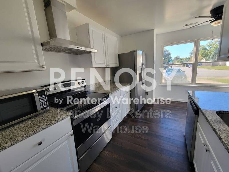 Contemporary Comfort in a Convenient Location property image