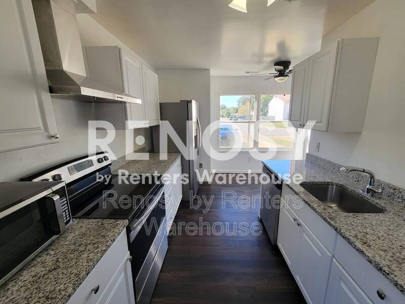 Contemporary Comfort in a Convenient Location property image