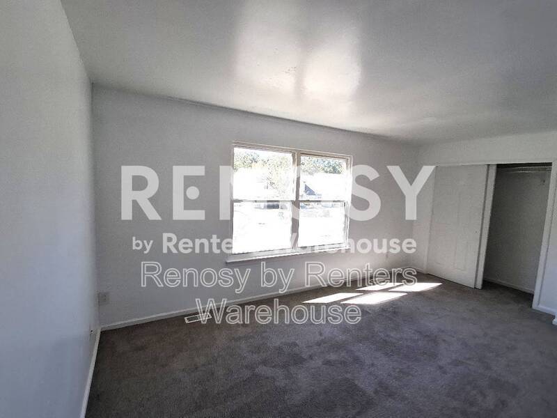 Contemporary Comfort in a Convenient Location property image