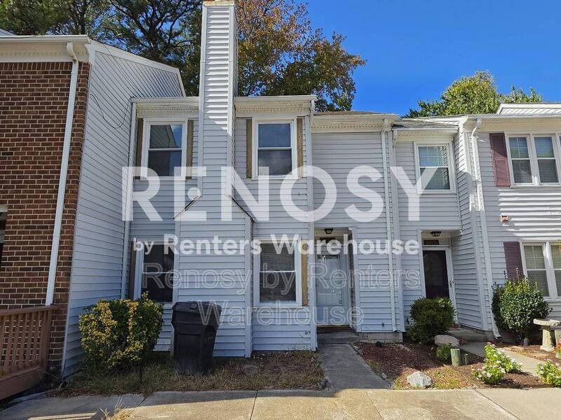 Charming Townhouse in a Desirable Location! property image