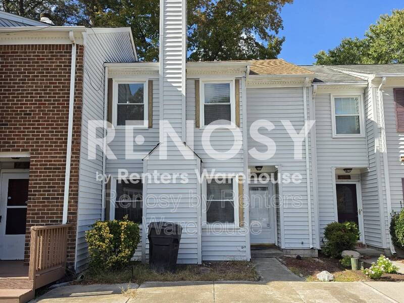 Charming Townhouse in a Desirable Location! property image