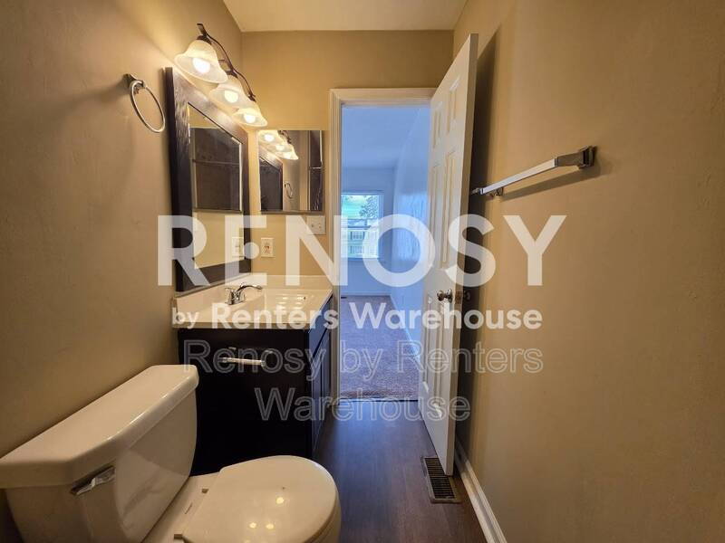 Charming Townhouse in a Desirable Location! property image