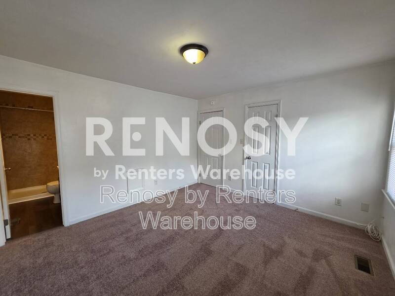 Charming Townhouse in a Desirable Location! property image