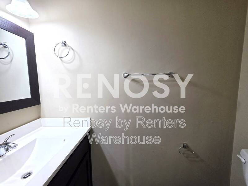 Charming Townhouse in a Desirable Location! property image