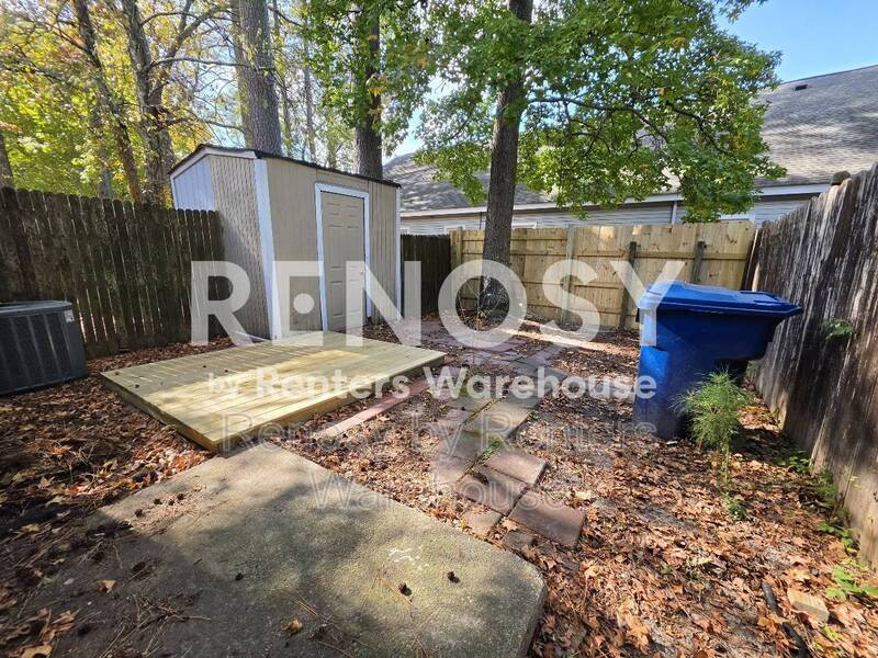 Charming Townhouse in a Desirable Location! property image